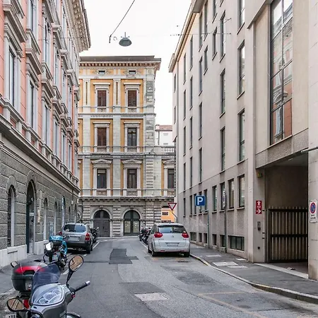 Pregiata Camera Con Bagno Privato - Blu Di Prussia Trieste Exterior photo