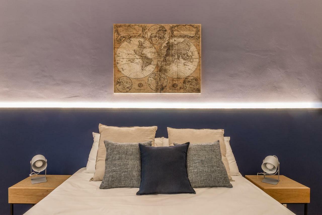 Pregiata Con Bagno Privato - Blu Di Prussia *